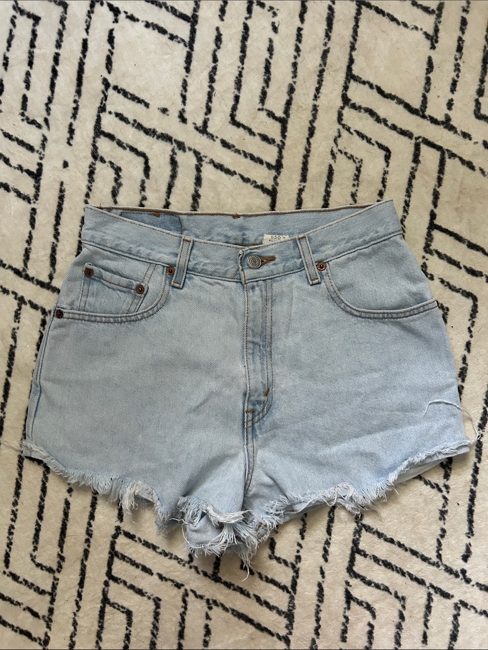 Levi's 550 Relaxed Fit Light Blue High-Rise Frayed Denim Shorts